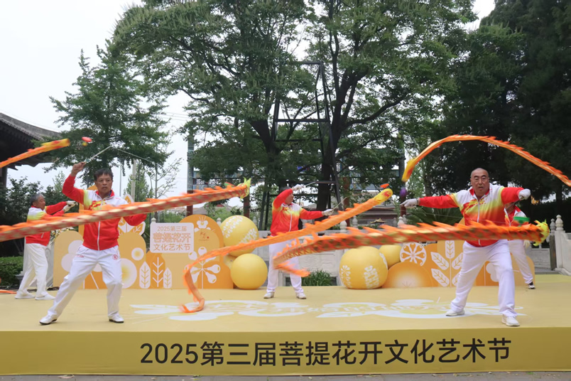 兴隆表演-2-1.jpg