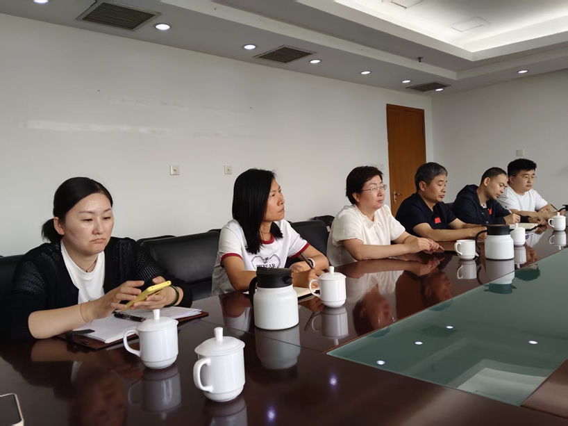 市残联工作人员-1.jpg