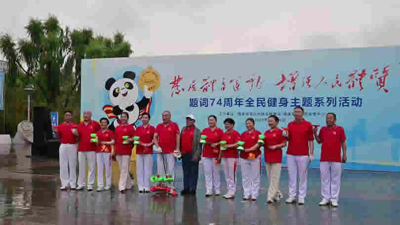 大合影-1.jpg 大合影-1.jpg
