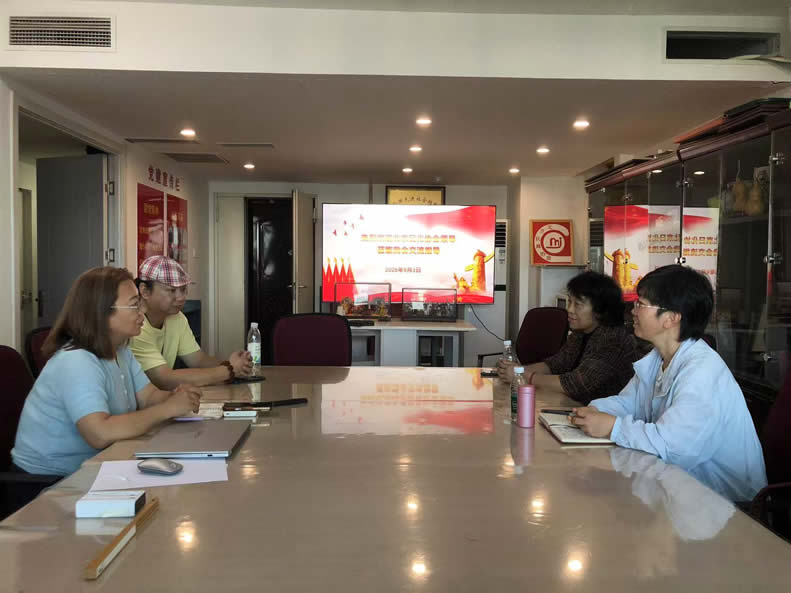 座谈-1.jpg 座谈-1.jpg